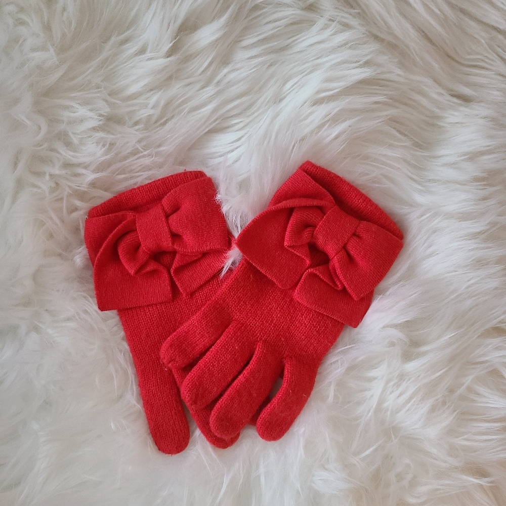 Adorable girl Kate Spade Red Bow Gloves ❤